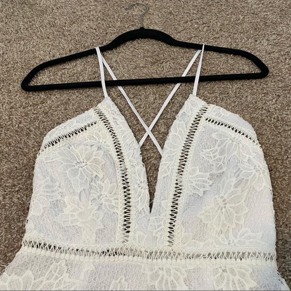 (REVOLVE) By the way. Rory Lace Romper - Picture 5 of 11